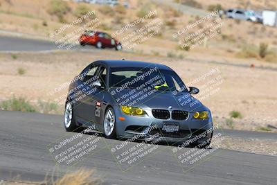 media/Oct-01-2022-Team Topak Racing (Sat) [[f860fb51be]]/2-Inter Low 2/session 2 turn 11/